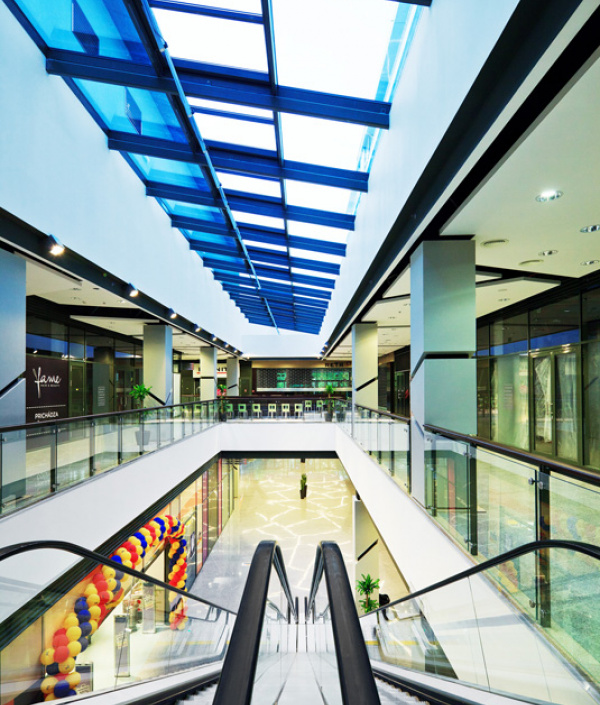 Projekty / OC Retro - video